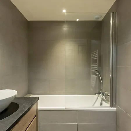 Duplex Confort Avec Piscine Et Spa, Pied Des Pistes - Fr-1-461a-5 Apartment